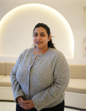 Dr. Nikita, Head Prosthodontist at Gelos Dentistry in Zirakpur specializing in crowns, bridges, veneers, dentures, and smile rehabilitation