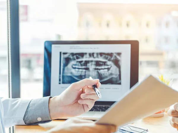 Pre-treatment Discussion at Gelos Dentistry